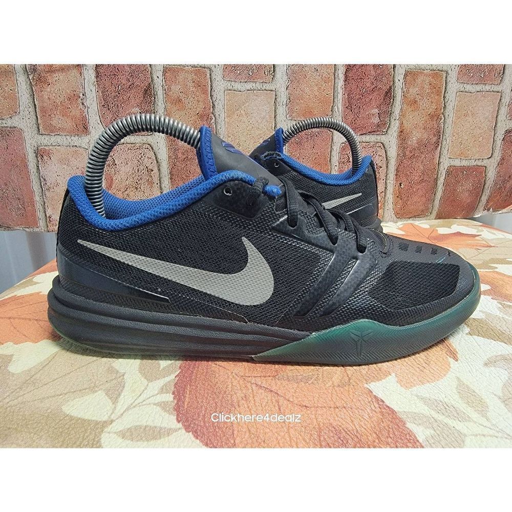 Rare Nike Kobe Bryant Mamba Mentality Dominate  Size 5.5Y Women's Size 7